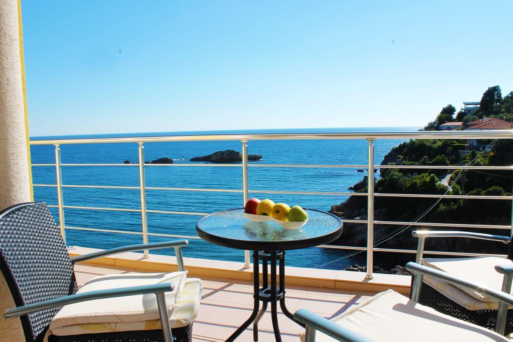 Apartments Gran Sasso Ulcinj Ngoại thất bức ảnh
