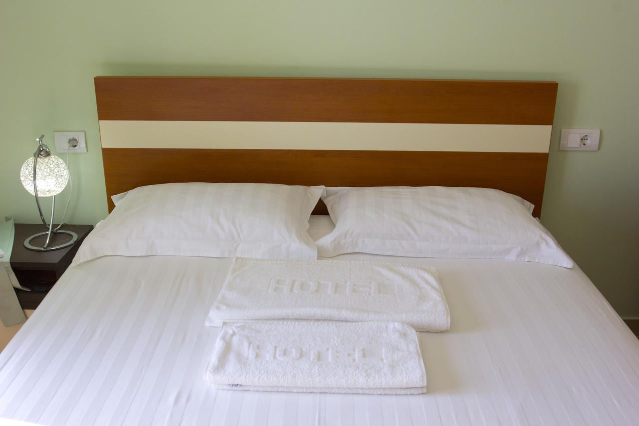 Apartments Gran Sasso Ulcinj Ngoại thất bức ảnh