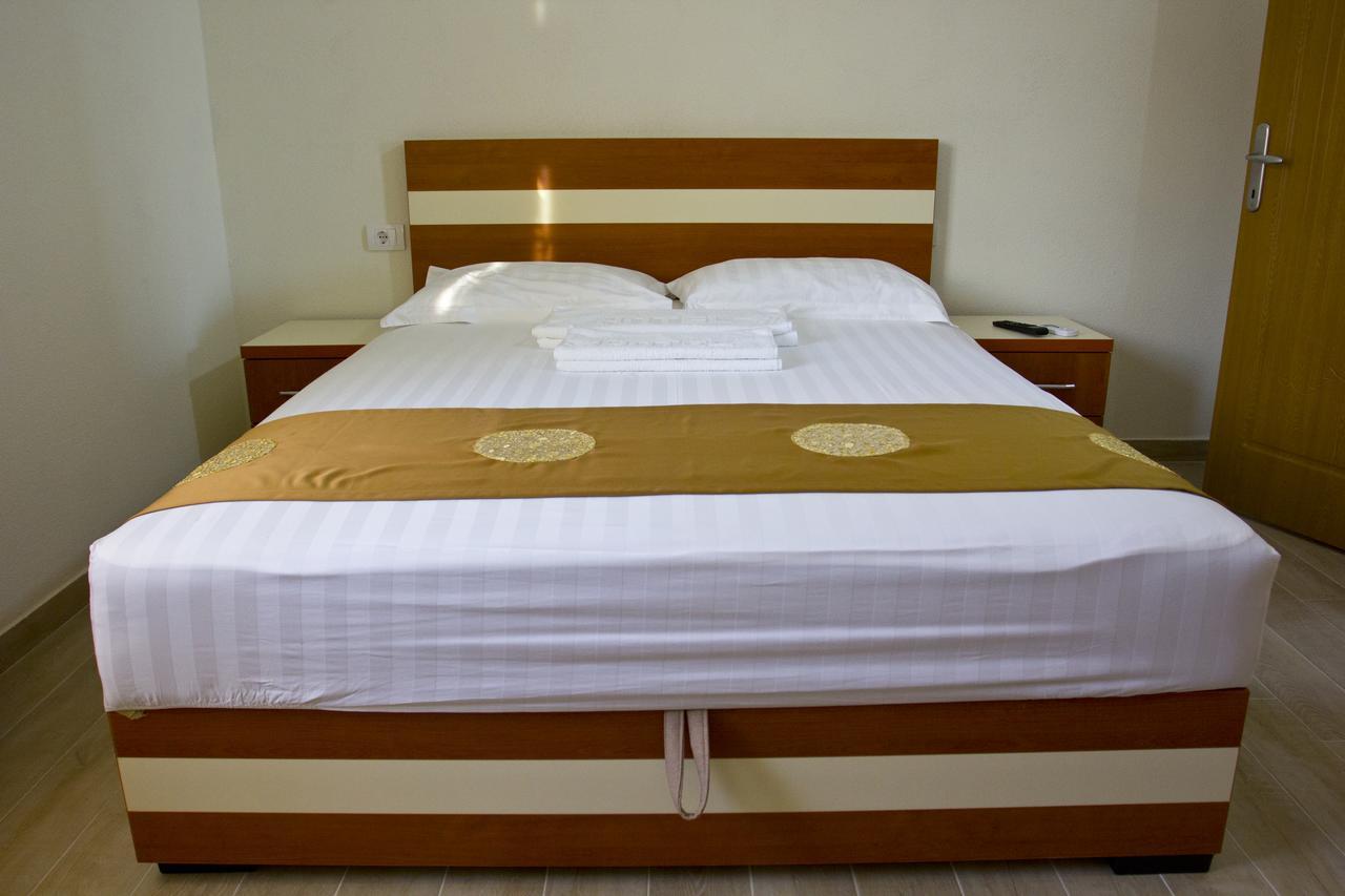 Apartments Gran Sasso Ulcinj Ngoại thất bức ảnh